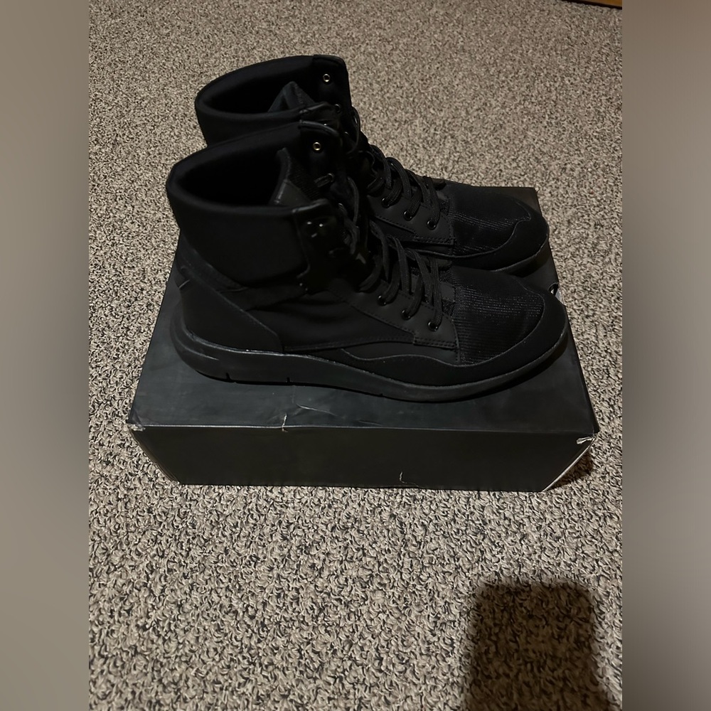 Aldo Sneakers - Picture 5 of 5